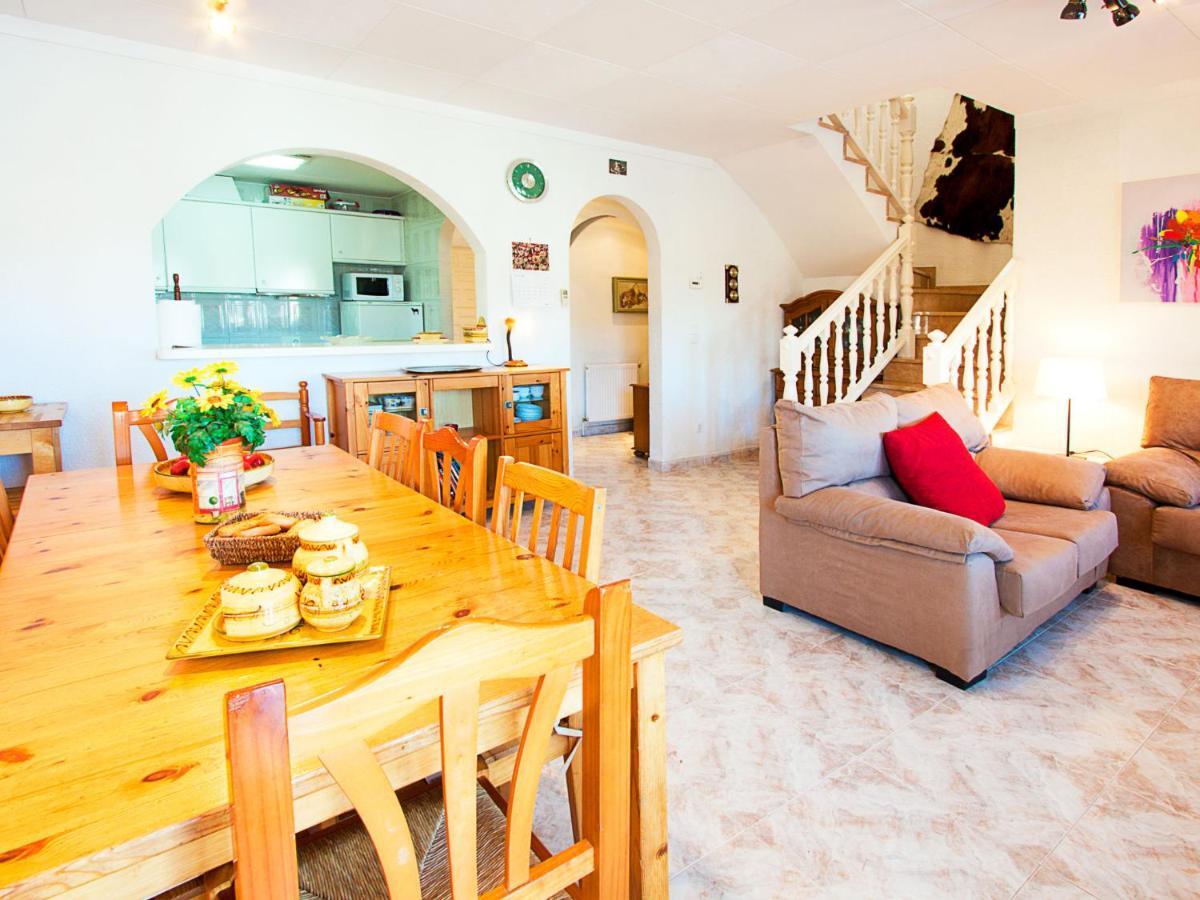 Holiday Home Requesens Canal Empuriabrava Eksteriør bilde